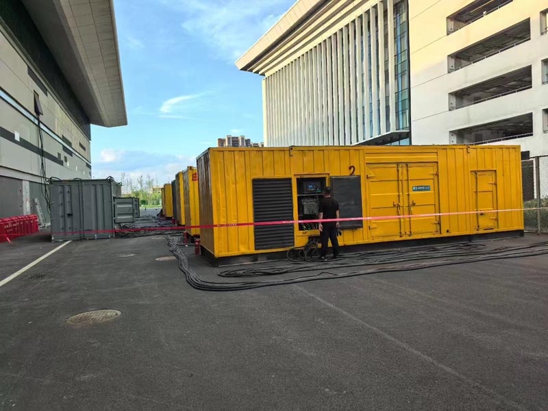 友好柴油发电机冬季保养注意事项？