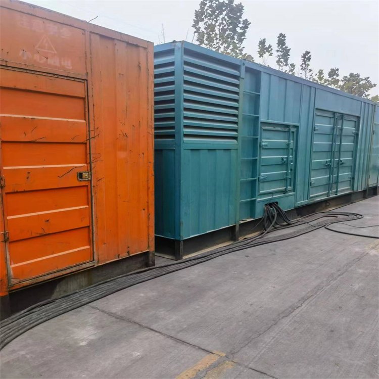 友好如何选择适合 600kW 柴油发电机组的热继电器？